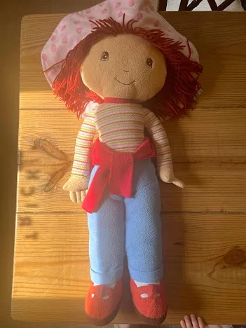 2003 Strawberry Shortcake Doll